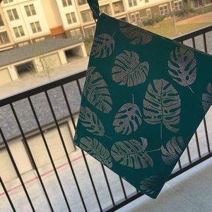 Great bag for summer or spring